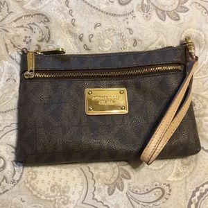 Michael Kors Wristlet